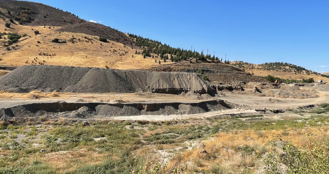 elazigda kum vurgunu biz ak partiliyiz kimse dokunamaz ZGM2DPPT