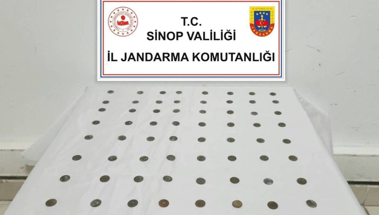 kacakcilik operasyonu 72 sikke ele gecirildi XJPXzeiO