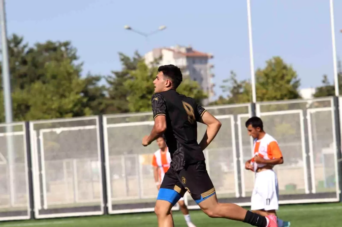 talas belediyespor u19un golcusu mahir iskin sezona iki golle basladi 8jJ2Zp4S