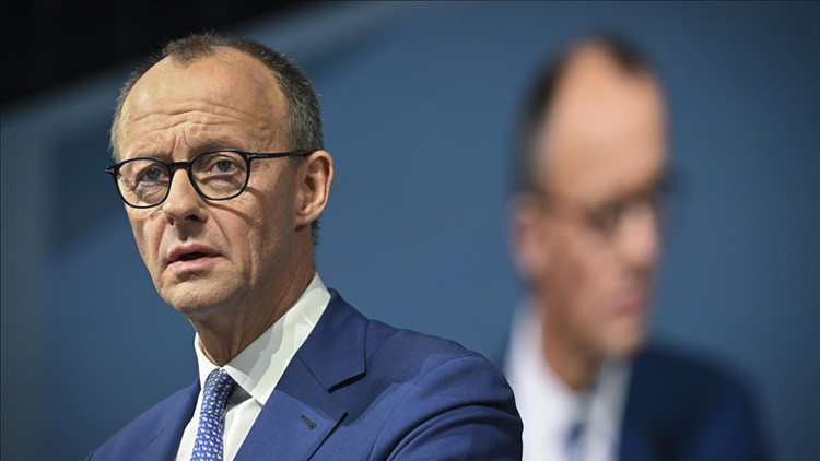 almanya basbakani merzden orta dogu itirafi Urk3XnwA.jpg