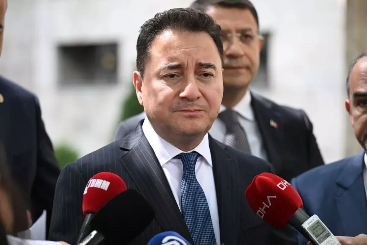 babacan kendisinden helallik isteyen gence verdigi yanitla buyuk takdir topladi H6w1wWdL.jpg