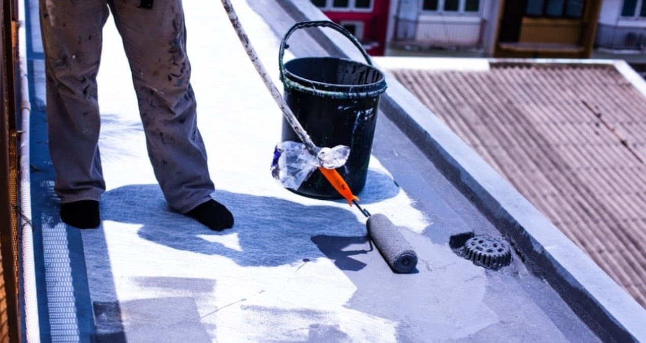faturalar yukseldi diye tum sehir catilarini ayni renge boyayacak YwCAknLd