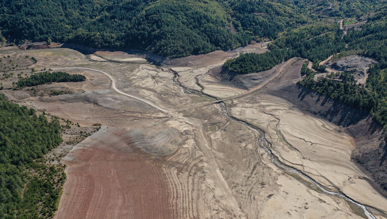 son yagmurlar care olmadi bursa barajlarinda endiselendiren dusus SL1ZDemQ.jpg