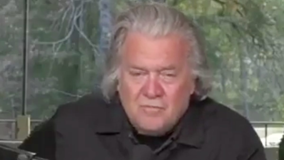 trumpin eski danismani steve bannon turkiye yeniden oyuna dondu cGr8unmf.jpg