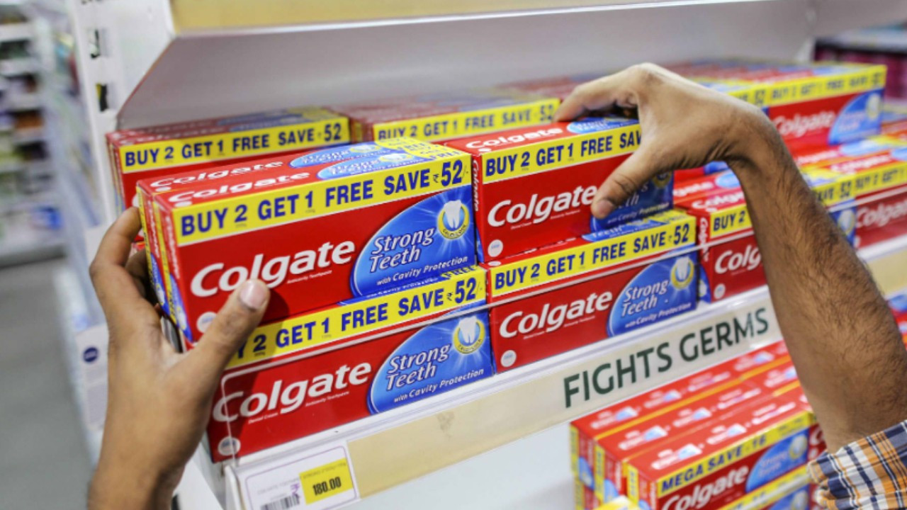 colgate palmolive satislarinda dusus 51fdwrbG.jpg